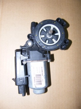 6-контактный модуль электромотора правого заднего стеклоподъемника Renault Scenic II