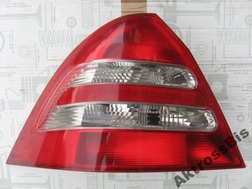 MERCEDES C-KLASA W203 LAMPA TYLNA TYŁ LEWA