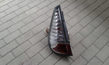 LAMPA TYŁ LEWA RENAULT SCENIC III