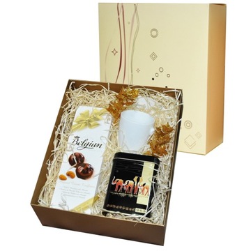 фото ориг. №5, Box decorative gift for a gift cardboard 20x24 centimeters