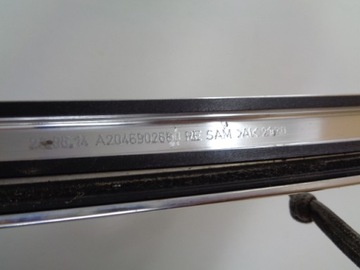 MB W204 COUPE LIŠTA LEVÝ BOČNÍ CHRÓM A2046902680