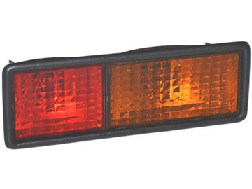 LAMPA PRAWA MIGACZ KIERUNKOWSKAZ TYŁ W ZDERZAKU LAND ROVER DISCOVERY 1