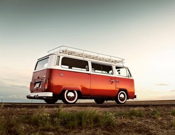 Сдвижное окно по центру с правой стороны VW Bus T2