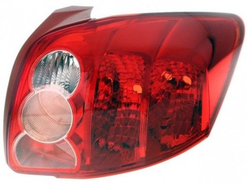 LAMPA TYLNA TYŁ TOYOTA AURIS 07-10 PRAWA TYP FARBA