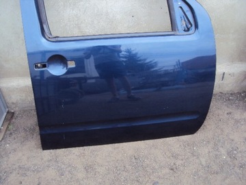 DVEŘE PRAVÝ PŘEDNÍ NISSAN NAVARA D40 PATHFINDER R51