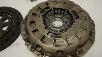 BMW E90 E60 F10 E63 СЦЕПЛЕНИЕ N53 ДВУМАССОВОЕ 7559529