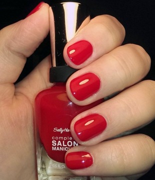 Салонный лак для ногтей Sally Hansen Complete Red Handed