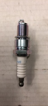 MITSUBISHI Pajero I 2.6E СВЕЧИ ЗАЖИГАНИЯ ОРИГИНАЛ