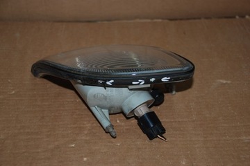 HYUNDAI TRAJET SMĚROVKA PŘEDNÍ LEVÝ