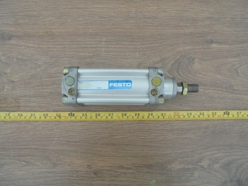 SIŁOWNIK TŁOK CYLINDER FESTO DNU 50-60-PPV-A