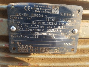 Насос из нержавеющей стали 7,5 кВт, 110 м3/ч, высота = 16,6 м.