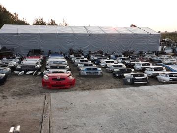 Задний спойлер, стоп-сигнал Toyota Previa II