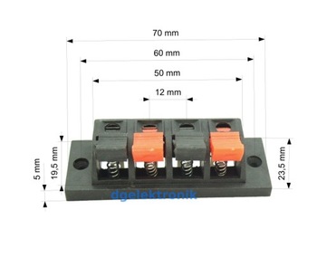 Разъем для динамика: 2 динамика 70 x 23,5 мм.