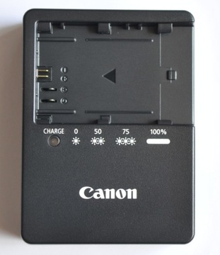 Зарядное устройство Canon LC-E6E для аккумуляторов LP-E6 для 5D R6