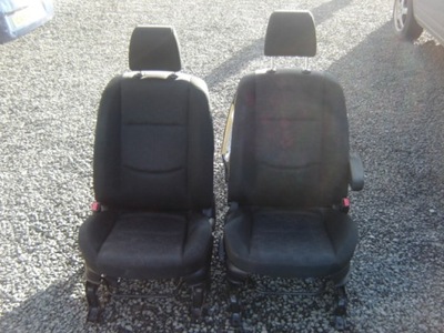 Mazda 5 сидіння 7 осіб легкові i ii iii ряд фото №1