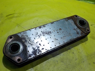 Scania r радиатор масла фото №1