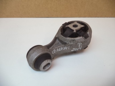 Nissan qashqai кронштейн подушка двигуна фото №1