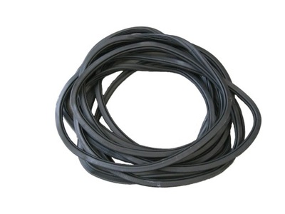 Audi a3 8v sportback прокладка ущільнювачі двері фото №1