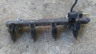 Mitsubishi space star 1.3 форсунка молдинг фото №1