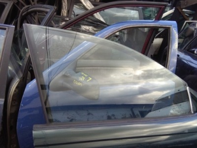 Оригінальна скло з двері правий перед opel omega b оригінальний номер фото №1