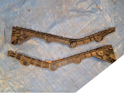 Skoda rapid 2012-13 напрямна бампера лівий задня фото №1