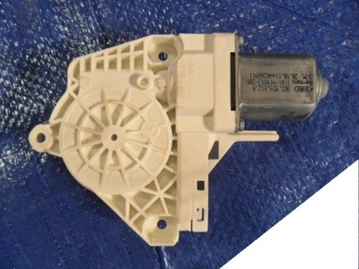 Audi a6 allroad 4g0 моторчик дверь правый задняя 8k0 фото №1