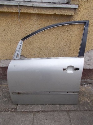Дверь toyota avensis verso перед l/p oryg. x фото №1
