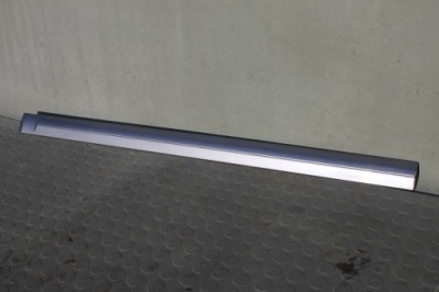 Молдинг дверь правый перед kia rio i 99-05 lift фото №1