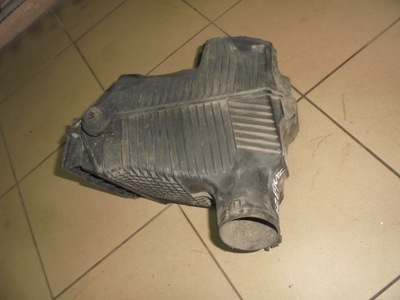 Scenic ii корпус фільтра повітря 8200369798 фото №1