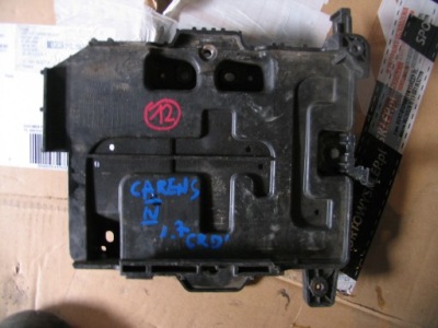 Основа акумулятор kia carens iv 1.7 crdi фото №1