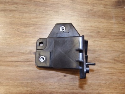 Кронштейн бампера направляющая tesla model s lift левый фото №1