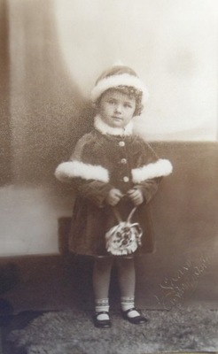 FOTOGRAF E. SZCZESIK ZD. WOLA DZIEWCZYNKA ATELIER