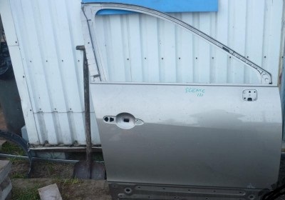 Дверь правое передние renault scenic iii фото №1