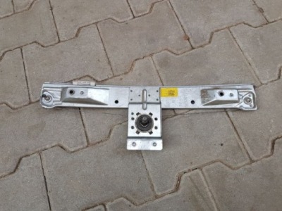 Подъемник правый задняя opel corsa d 13188504 фото №1