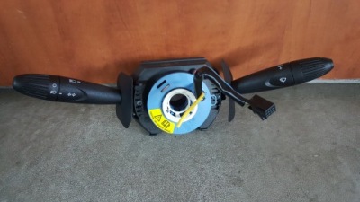 Fiat 500 abarth перемикач підрульовий, стрічка фото №1