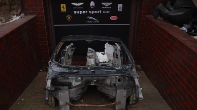 Рами чверть заклепки aston martin db9 2004-2016r фото №1