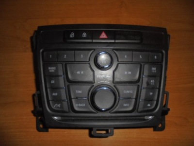 Панель радіо opel zafira c 13435410 cd 400 plus фото №1