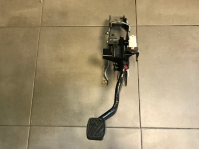 Suzuki sx4 s-cross педаль тормоза датчик фото №1