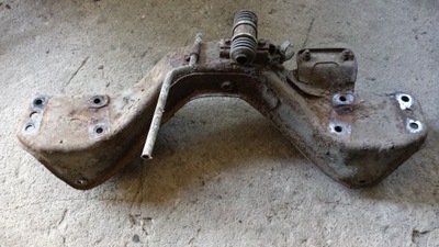 Subaru libero 86-93 балка передняя фото №1