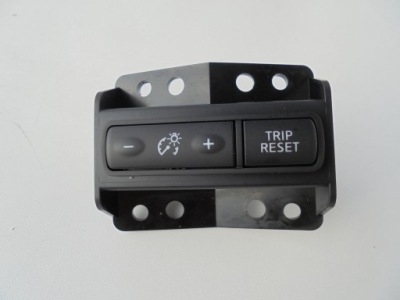 X-trail t32 выключатель круиз-контроль освещение 61112c фото №1