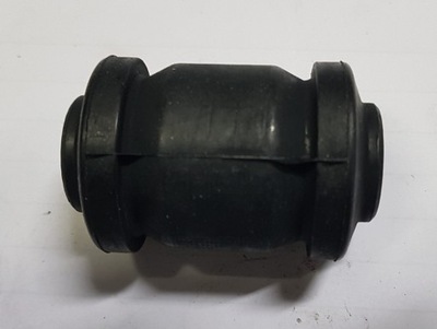 Втулка рычага toyota aygo citroen c1 107 перед фото №1