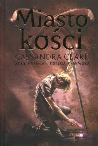 Город костей. Серия «Орудия смерти». Книга 1 Кассандра