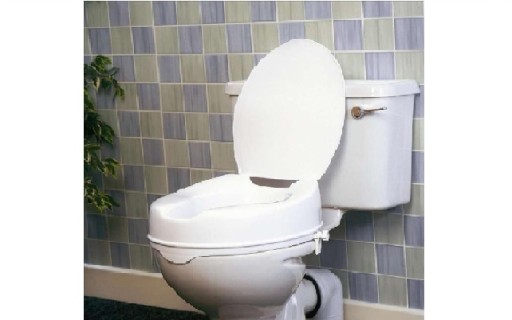 Насадка для унитаза 10 см с клапаном УНИВЕРСАЛЬНАЯ