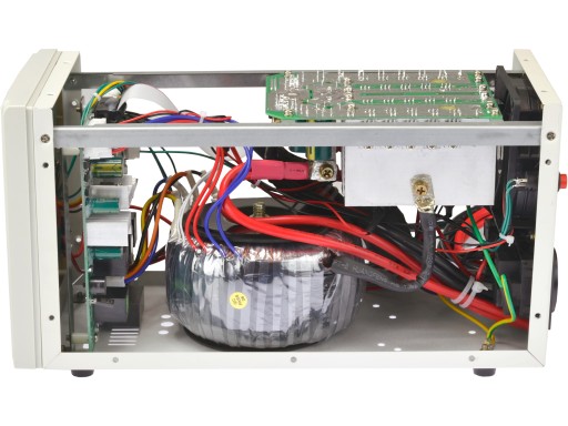 ZASILACZ AWARYJNY PRZETWORNICA VOLT POLSKA SINUSPRO 1000E 12V 700/1000W