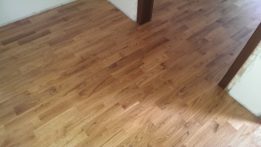 Parkiet lity dębowy lakierowany natur 16x70x300mm