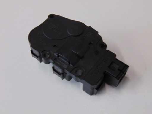 silniczek nagrzewnicy AUDI A4 A5 SEAT VW 412650750