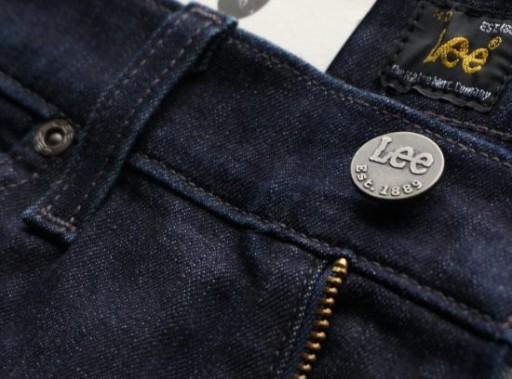 LEE CAIN jeansy rurki stretch EASY RINSE W30 L34