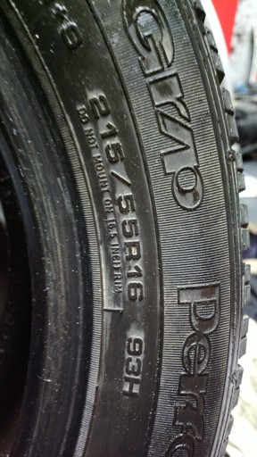 Goodyear UltraGrip Performance 2 215/55 R16 5,9 мм