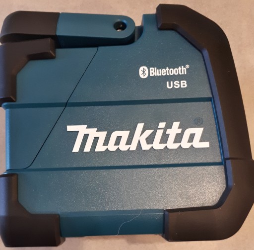 Беспроводная Bluetooth-колонка Makita DMR202, перезаряжаемая, аккумуляторы 18 В, USB