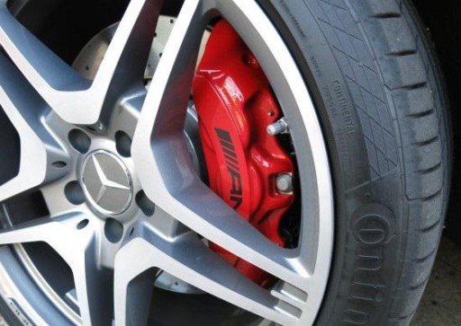 Наклейка на передний суппорт Mercedes W217 W222 AMG